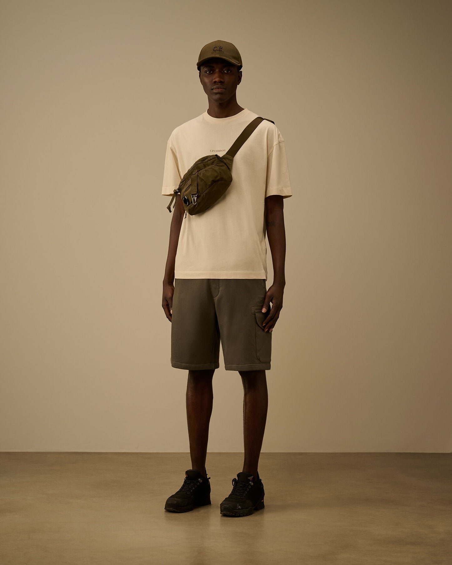 Diagonal Raised Fleece Cargo Sweatshorts, GUNMETAL - GREY