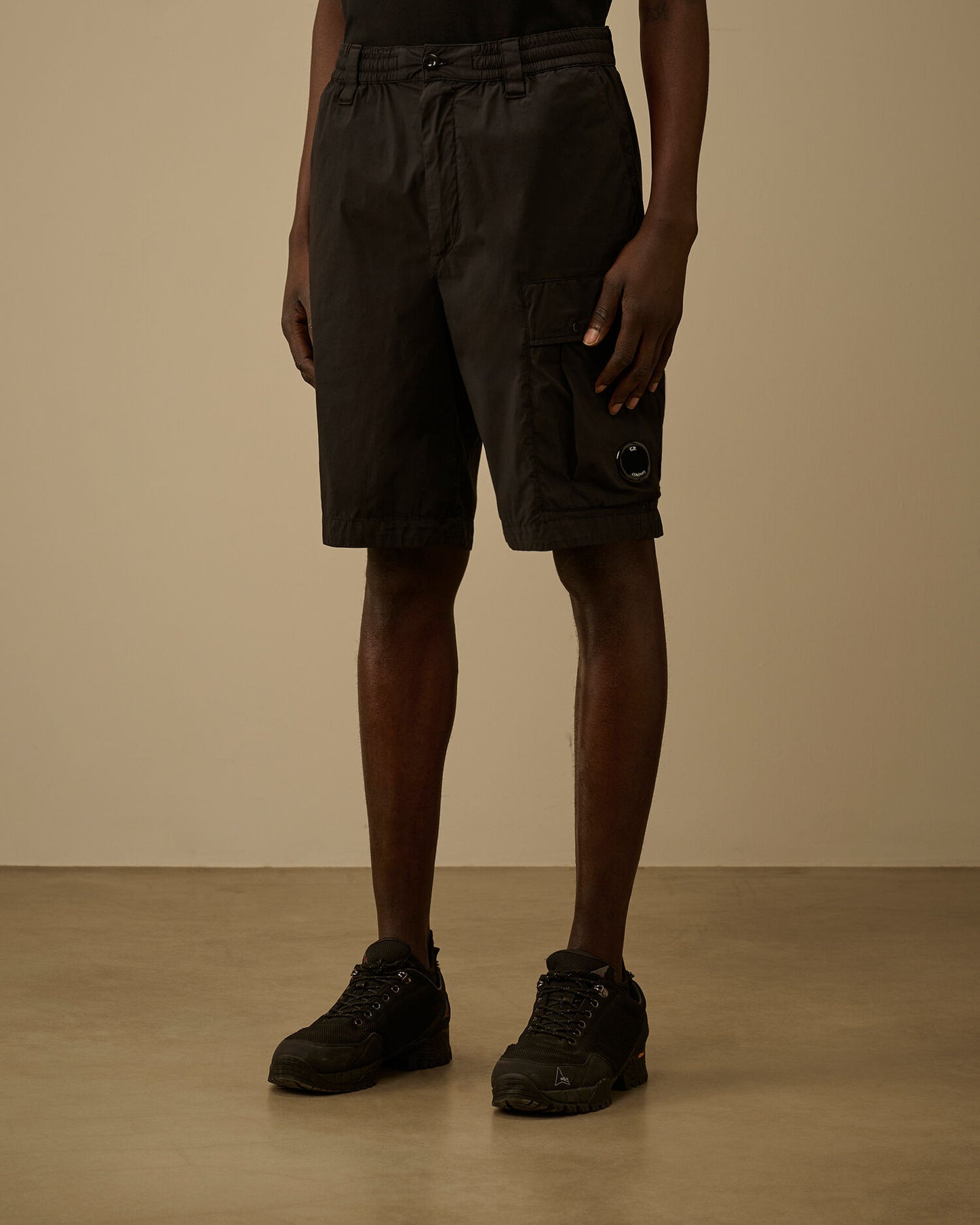 50 Fili Stretch Loose Lens Cargo Shorts, BLACK