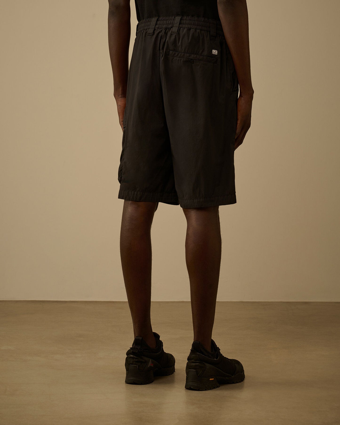 50 Fili Stretch Loose Lens Cargo Shorts, BLACK