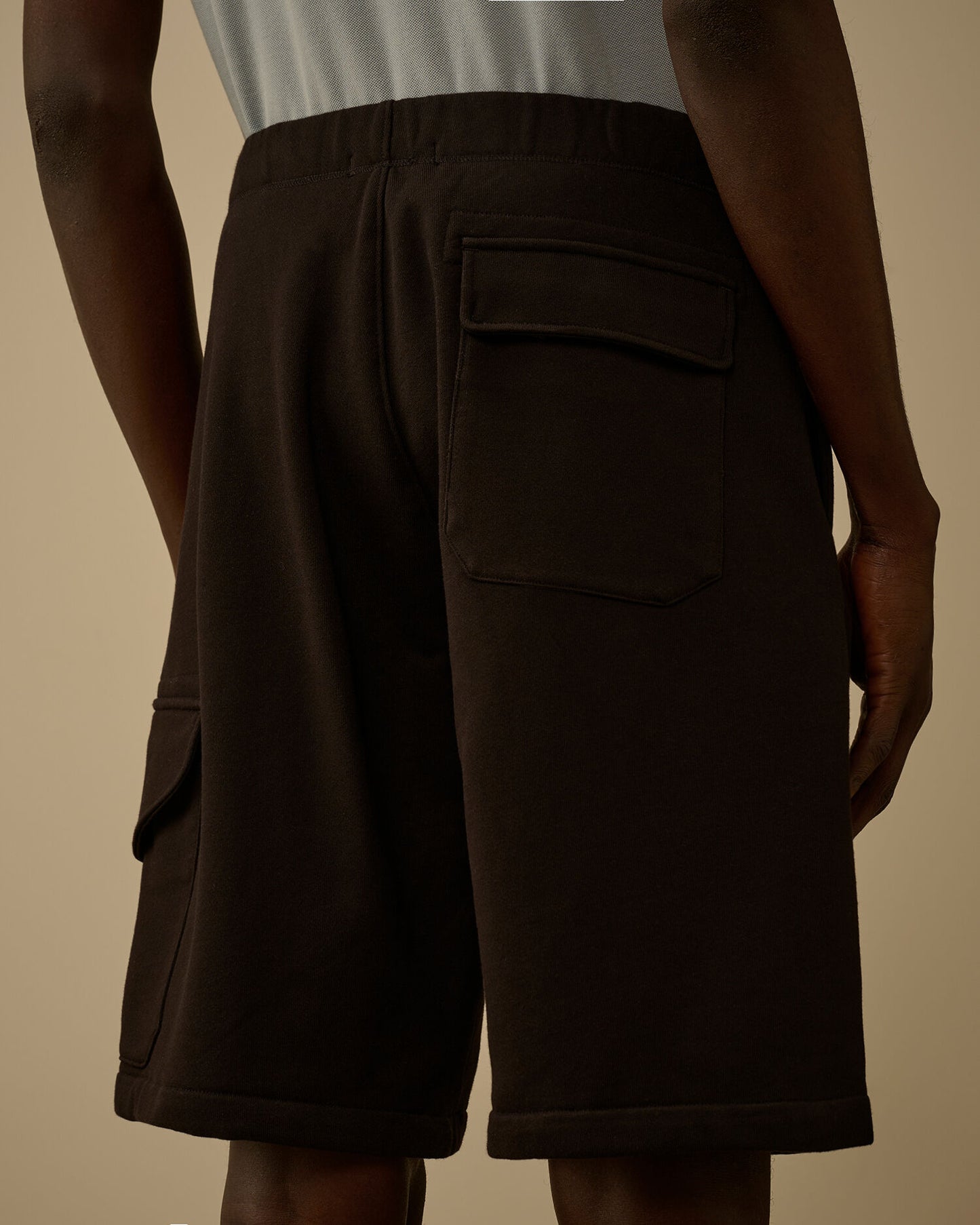 Diagonal Raised Fleece Cargo Sweatshorts, BLACK