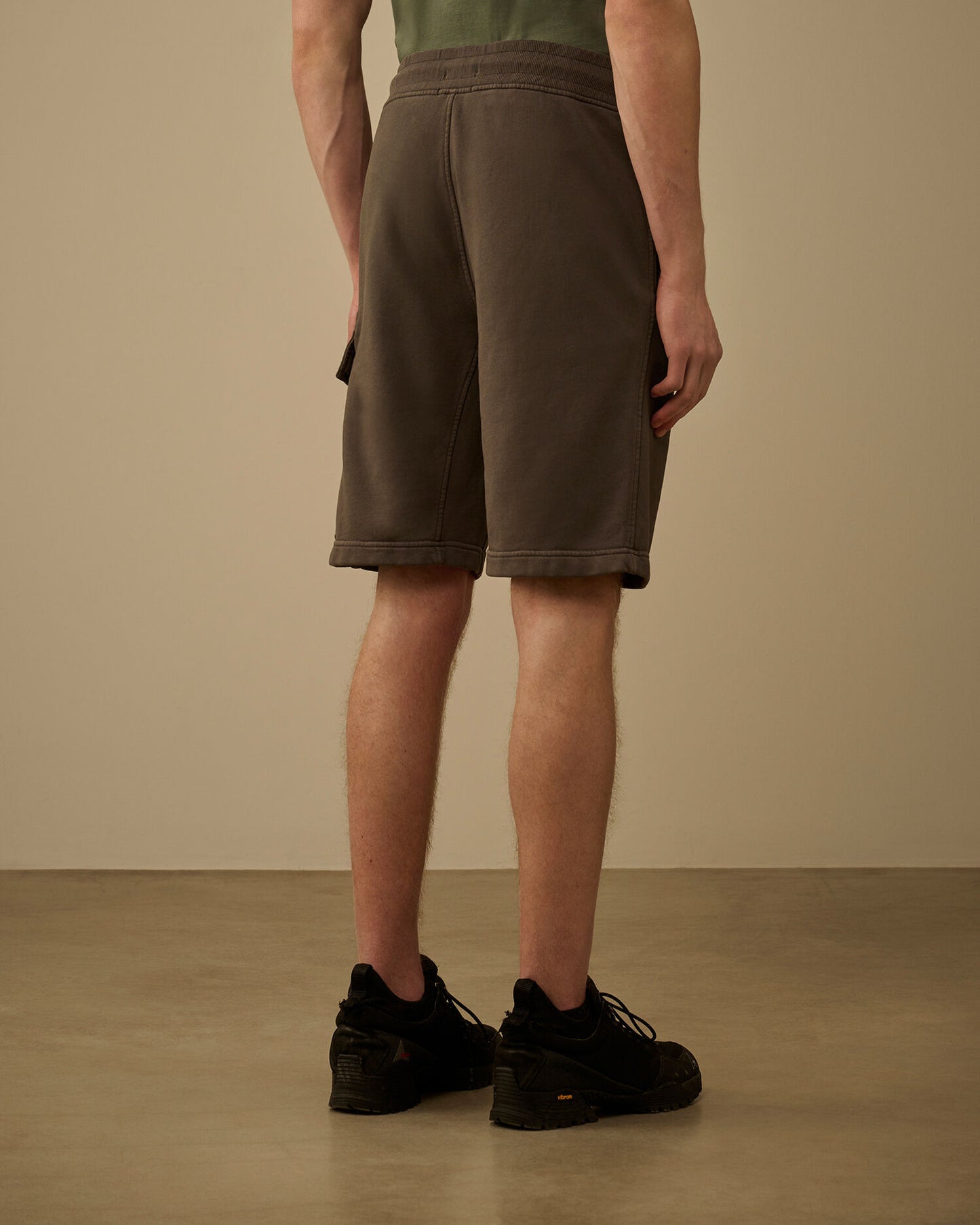 Cotton Diagonal Fleece Cargo Sweatshorts, GUNMETAL - GREY