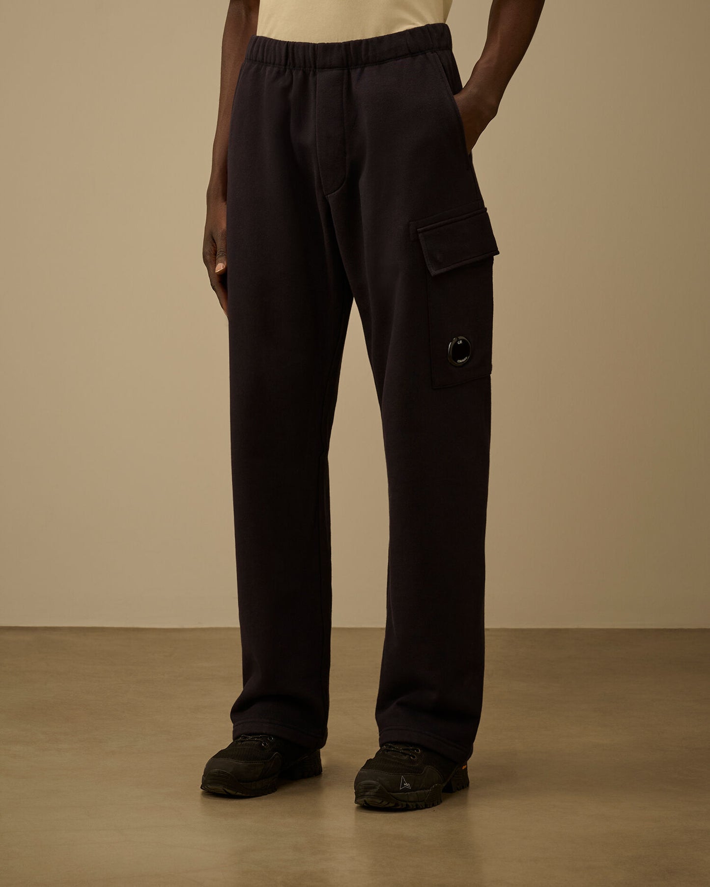 Diagonal Raised Fleece Cargo Sweatpants, TOTAL ECLIPSE - BLUE
