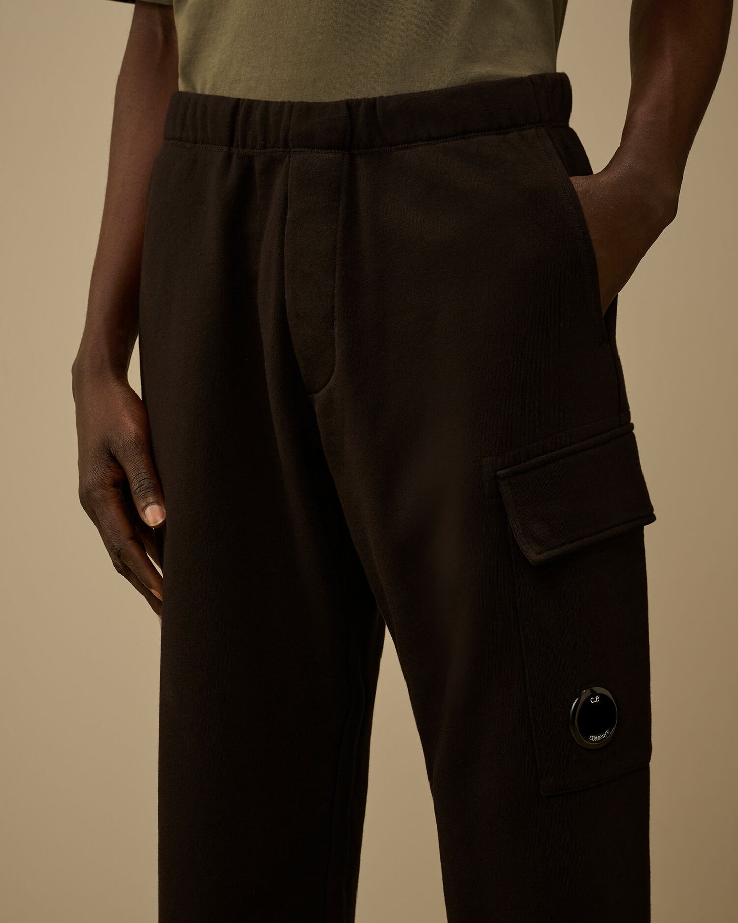 Diagonal Raised Fleece Cargo Sweatpants, BLACK