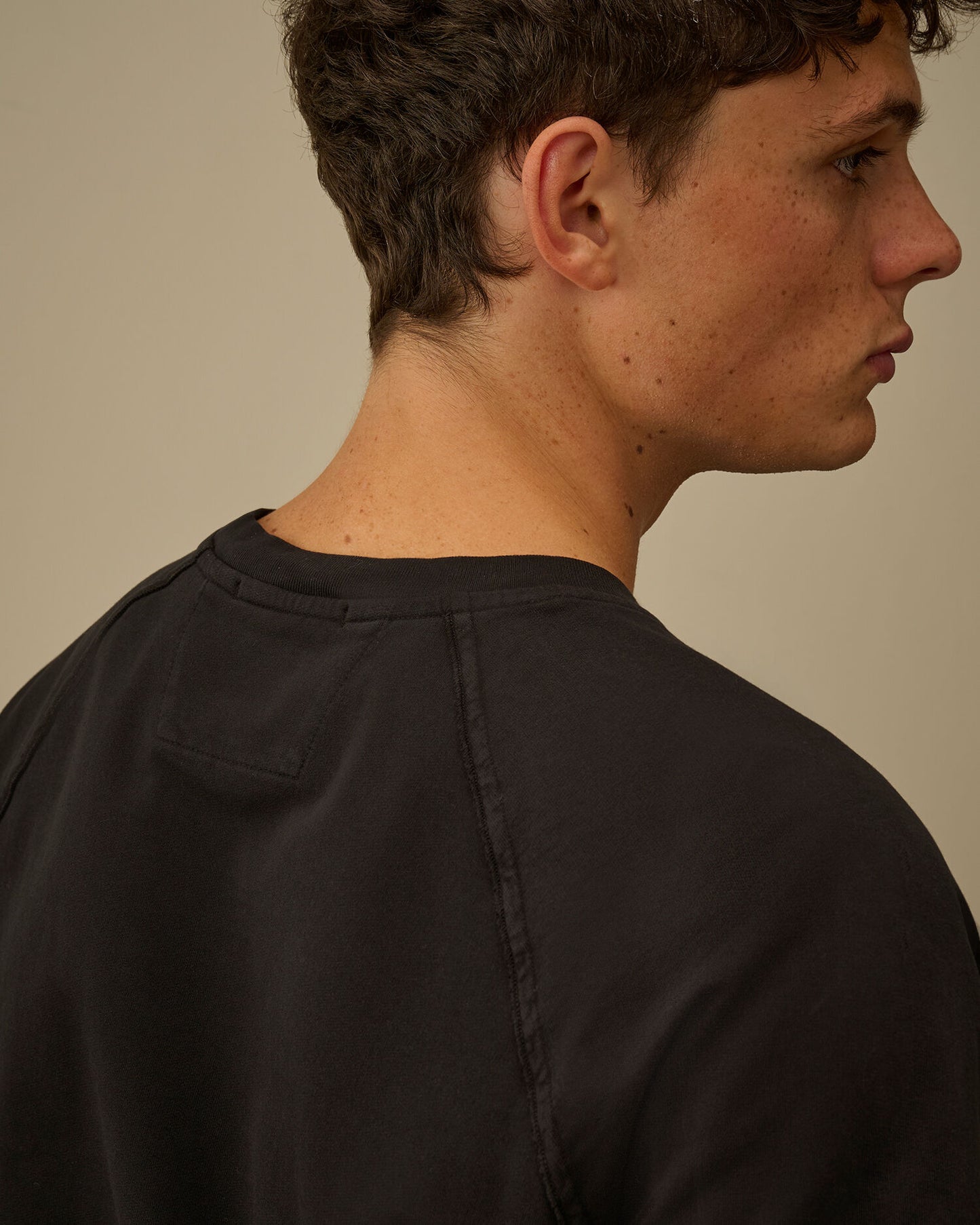 Light Fleece Short Sleeve Sweatshirt, BLACK
