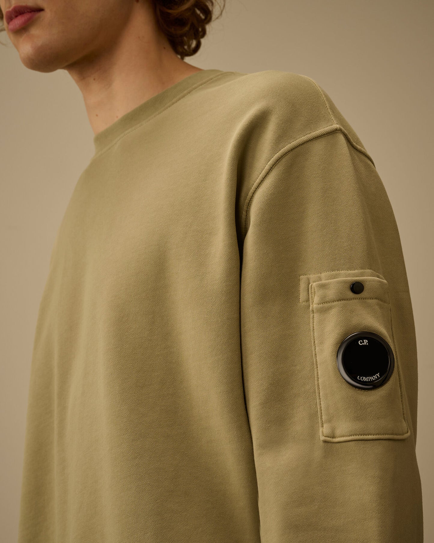 Cotton Diagonal Fleece Resist Dyed Crewneck Lens Sweatshirt, MOSS GRAY - GREEN
