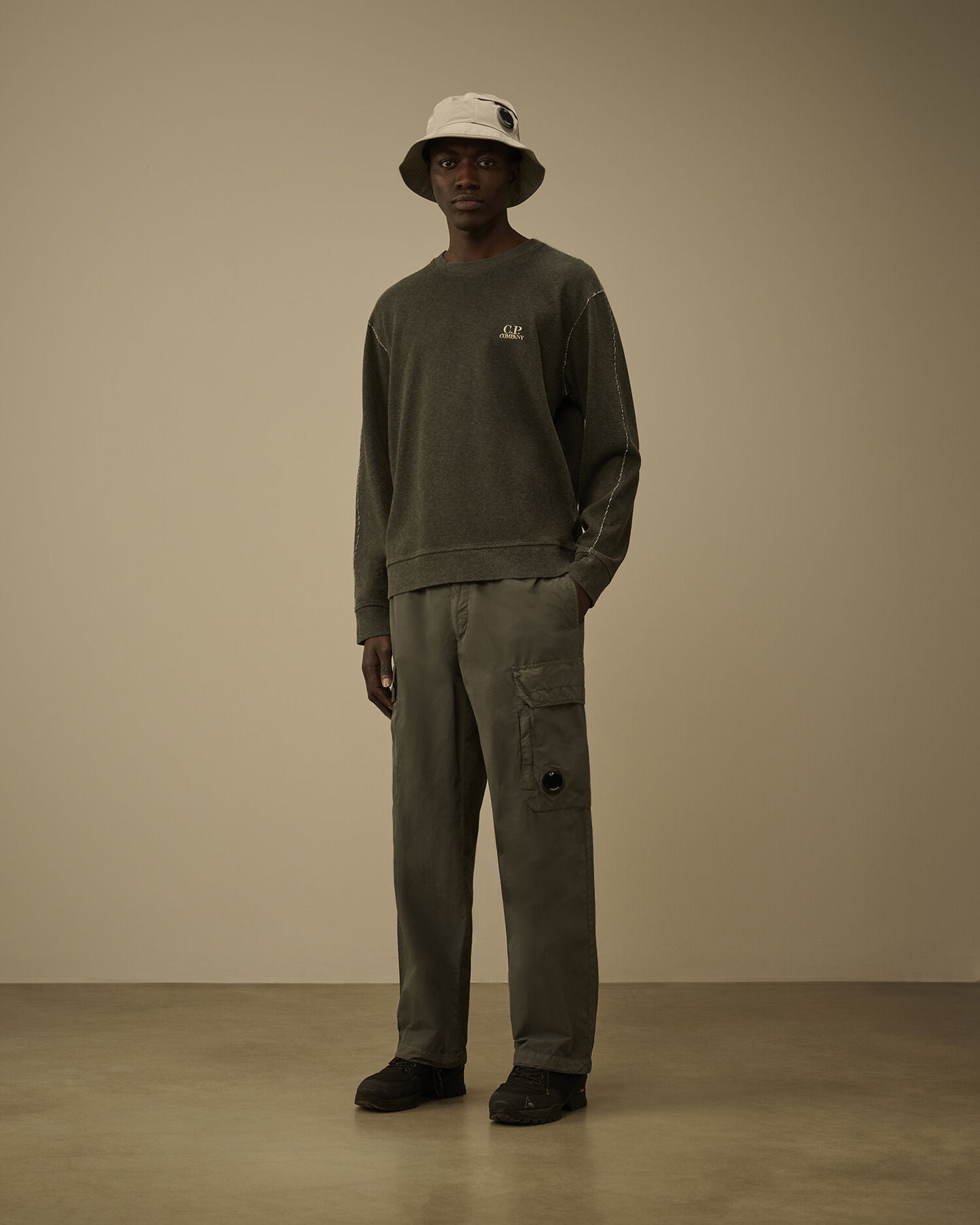 Heavy Jersey Plated Crewneck Sweatshirt, GUNMETAL - GREY