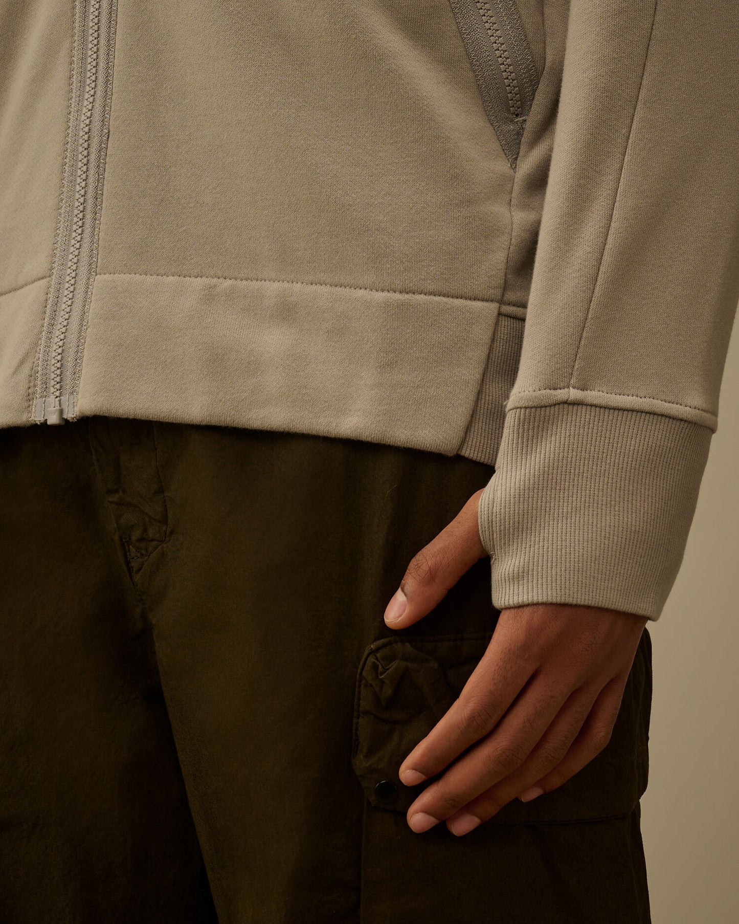 Diagonal Raised Fleece Goggle Sweatshirt, DOVE - GREY