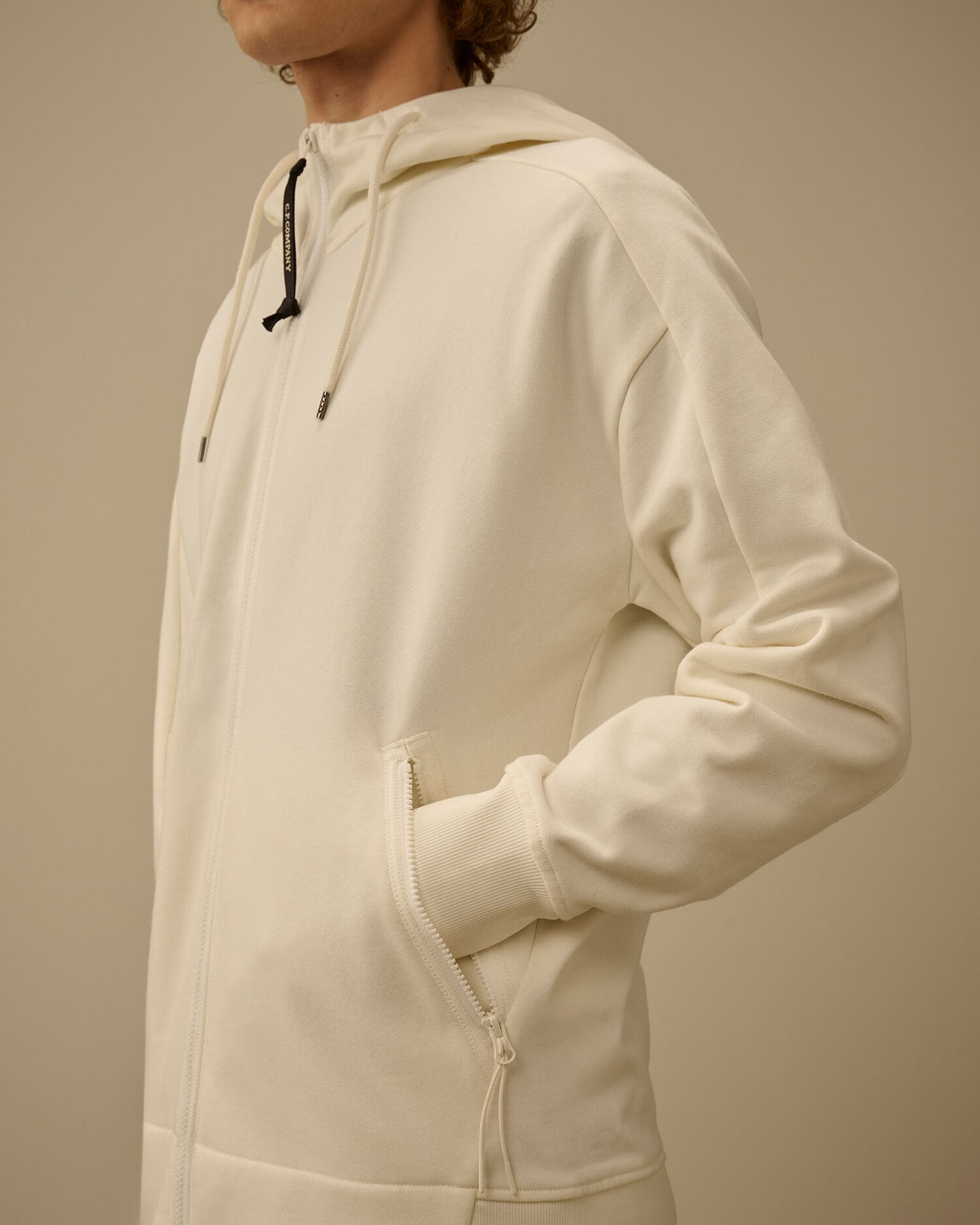 Diagonal Raised Fleece Goggle Sweatshirt, GAUZE WHITE